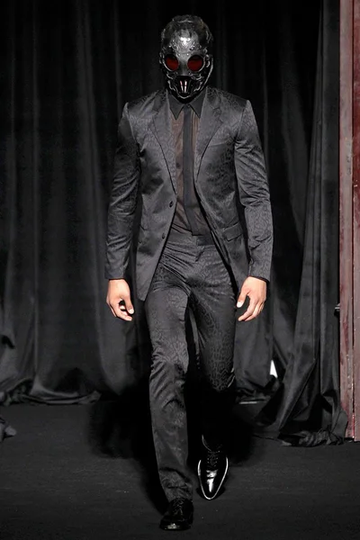 Look 6